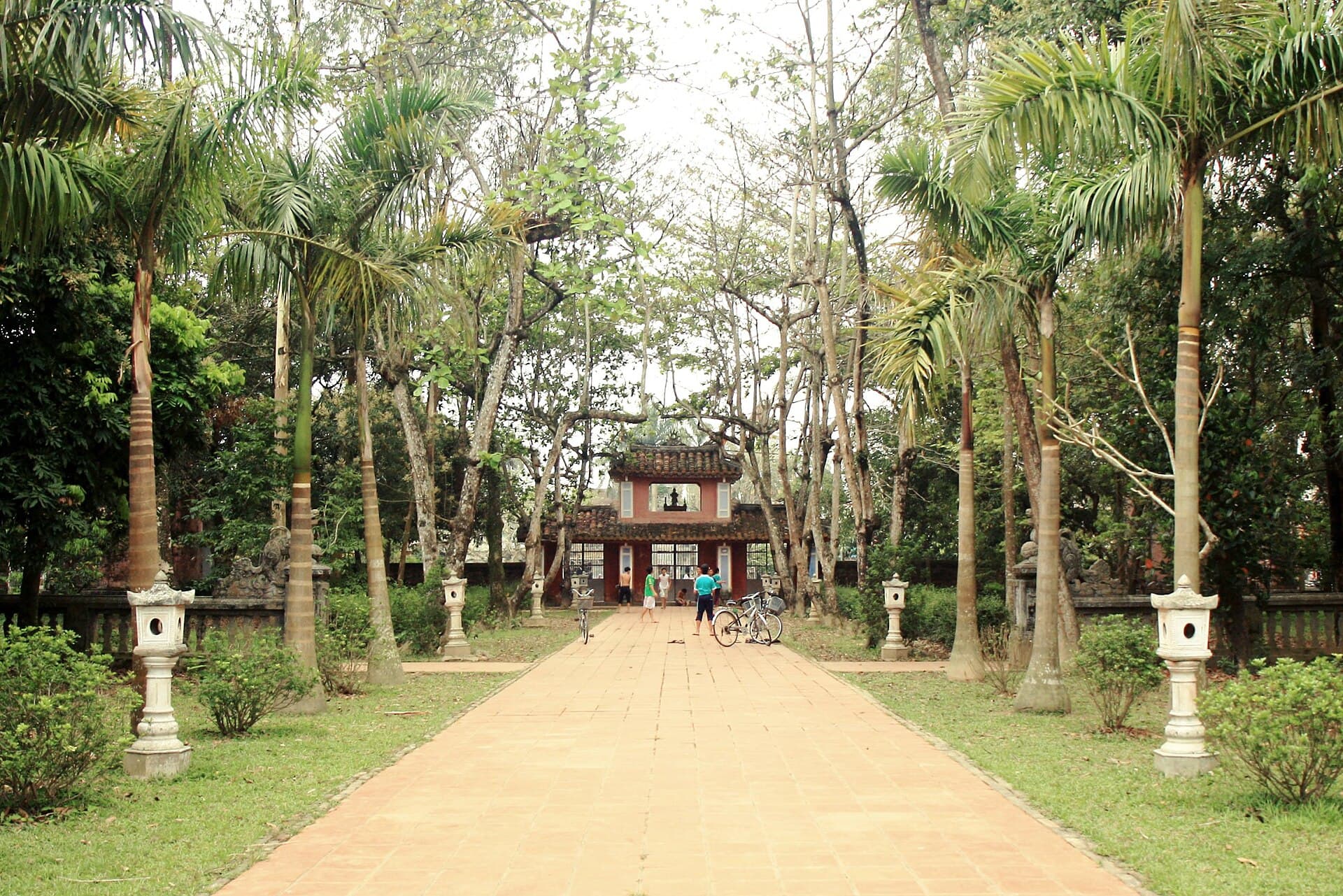 Quoc Tu Dieu De